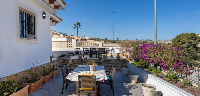 House in Bigastro - view 1