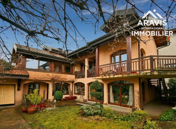 Villa in Annecy-le-Vieux - view 1