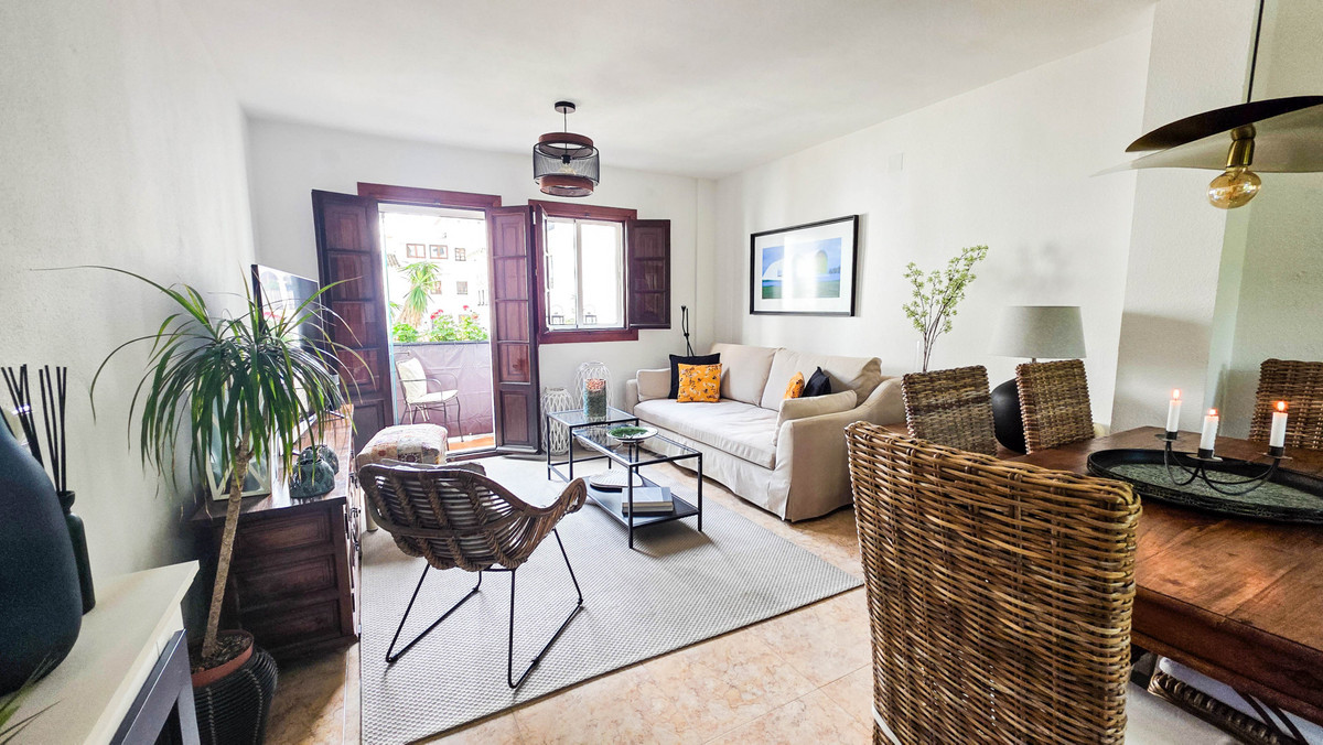 Apartment in La Duquesa