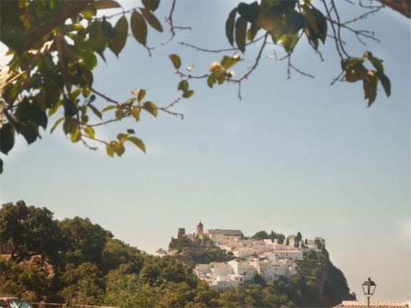 Apartment in Casares - view 1