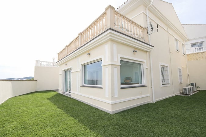 Villa in Mijas Costa - view 1