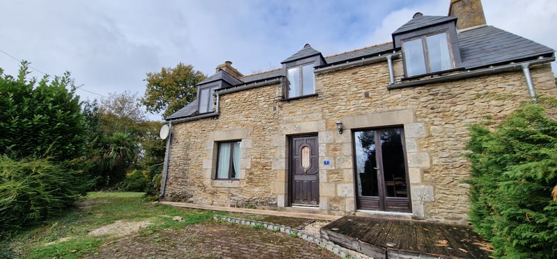 House in Reguiny - view 1