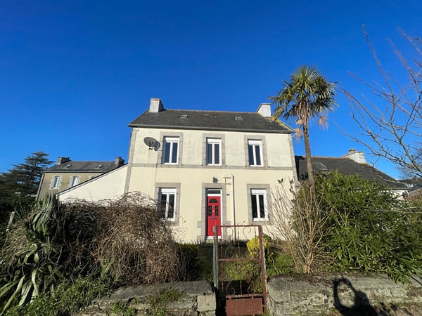 House in Carhaix-Plouguer - view 1