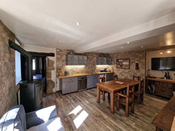 House in Le Mene - view 1