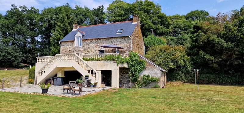 House in Plemet - view 1