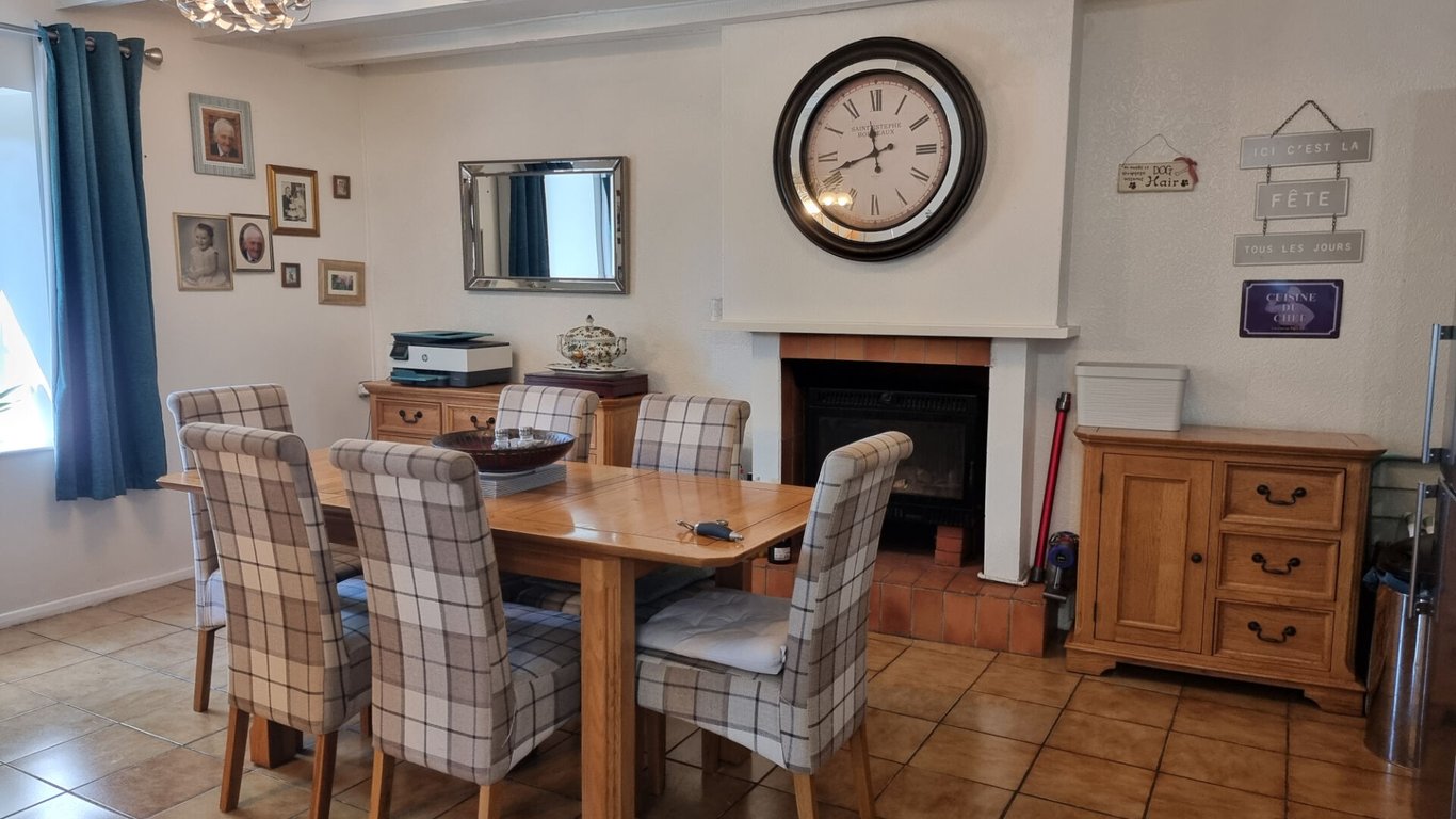 House in Saint-Mayeux - Image 3