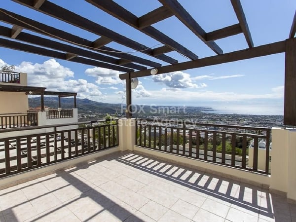 Apartment in Pegeia - view 1