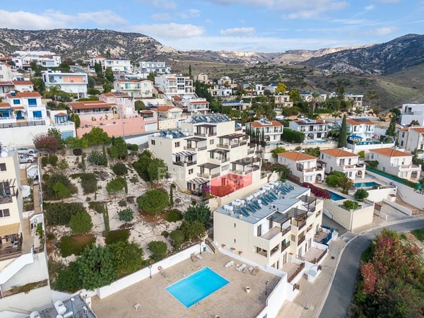 Apartment in Pegeia - view 1