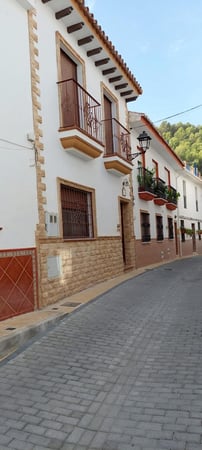 House in Monda - view 1