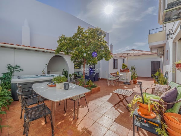 House in Pedreira - view 1