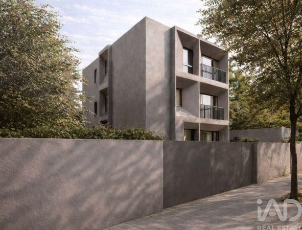 Apartment in Paranhos - view 1