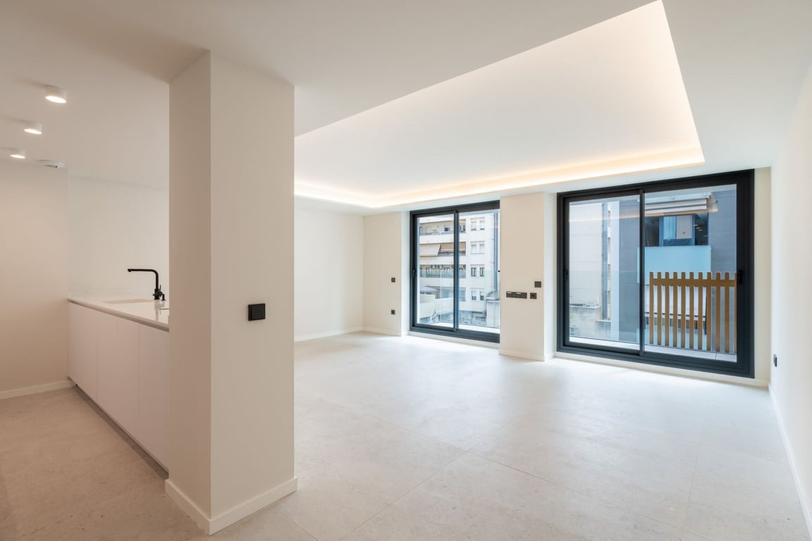 Apartment in Marbella - Image 2