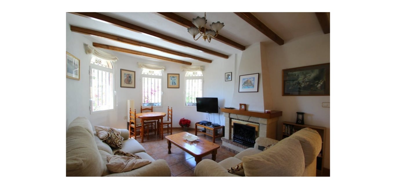 House in Villamartin - Image 3