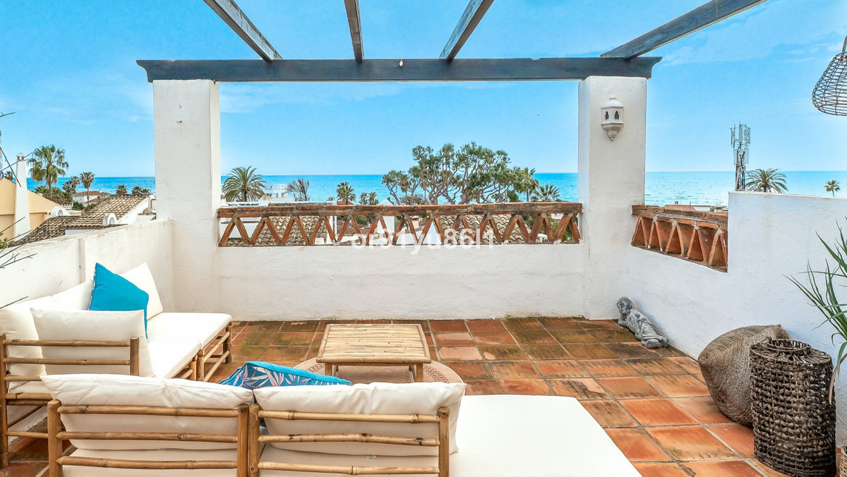 House in Marbella - Image 2