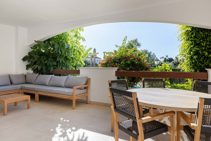 Apartment in Nueva Andalucia - view 1