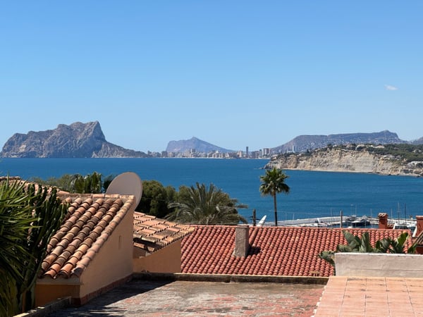 Villa in Moraira - view 1