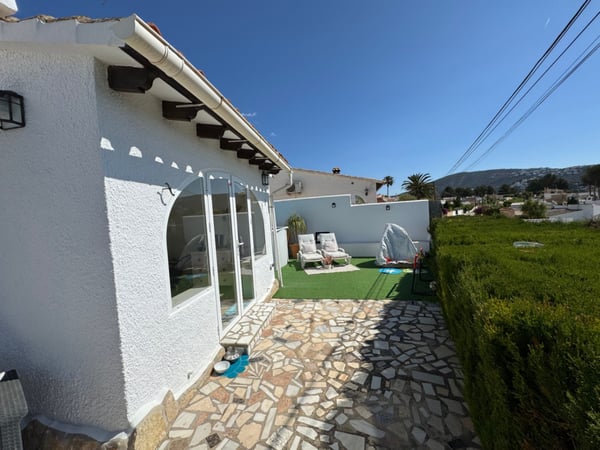 Villa in Moraira - view 1