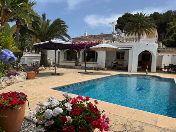 Villa in Moraira - view 1