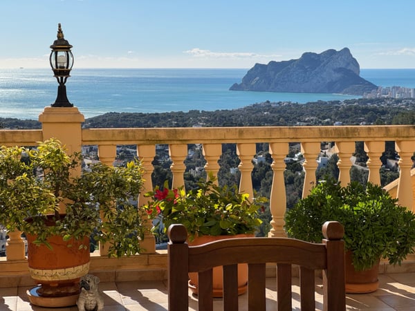 Villa in Benissa - view 1