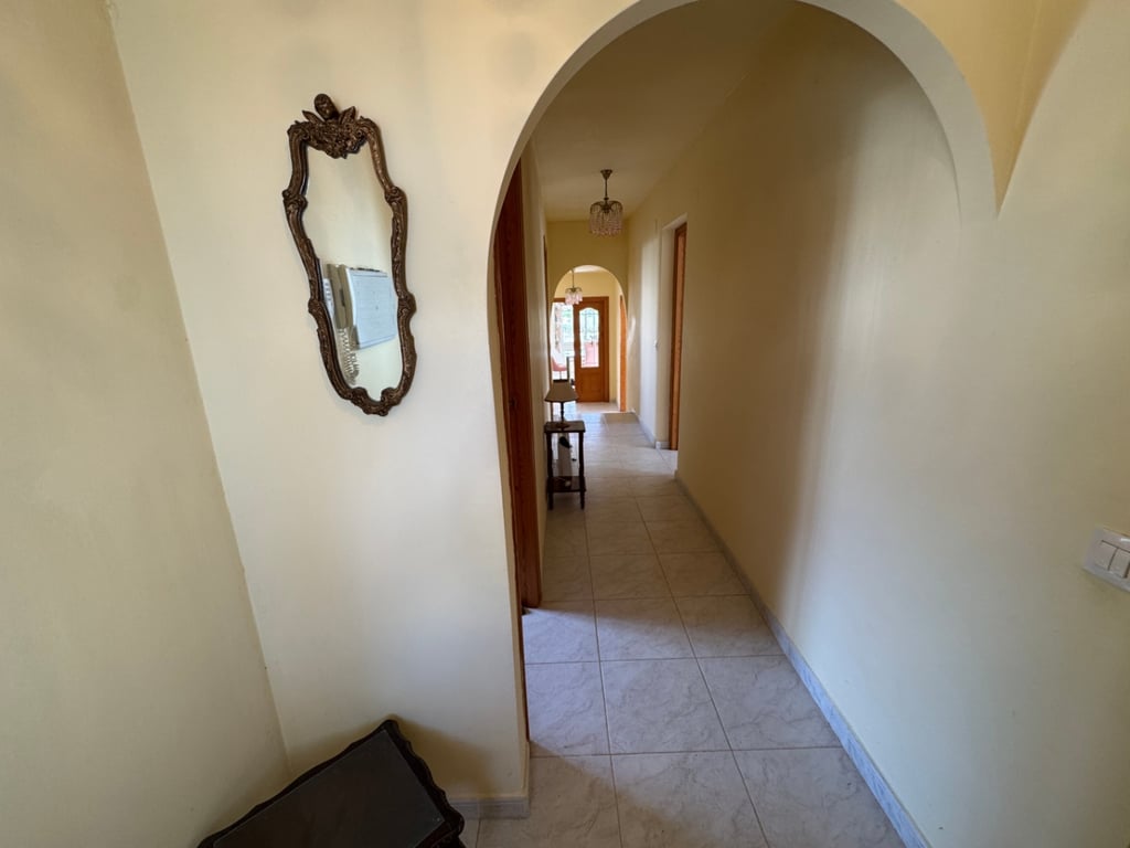 Villa in Moraira - Image 2