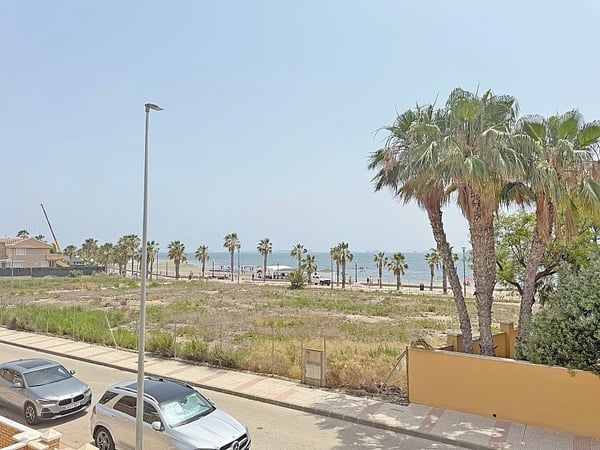 House in Los Alcazares - view 1