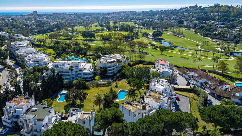 Penthouse in Marbella - view 1