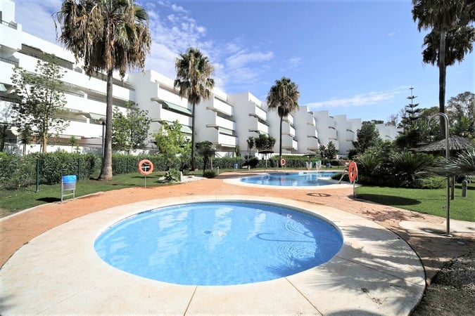 Apartment in Guadalmina - view 1