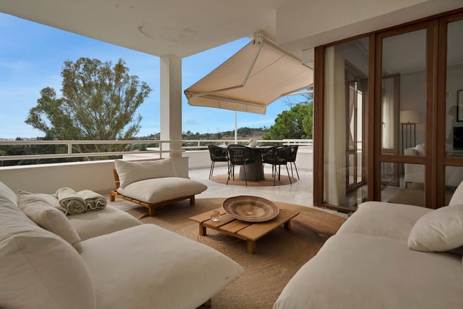 Apartment in Nueva Andalucia - view 1