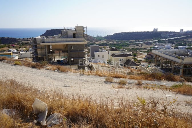 Land in Agios Tychon - view 1