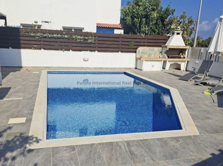 House in Paralimni - Image 2