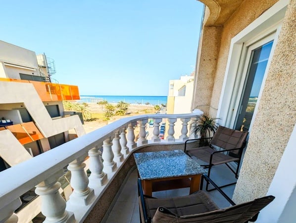 Apartment in El Roque - view 1