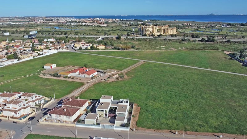 Villa in Los Alcazares - view 1