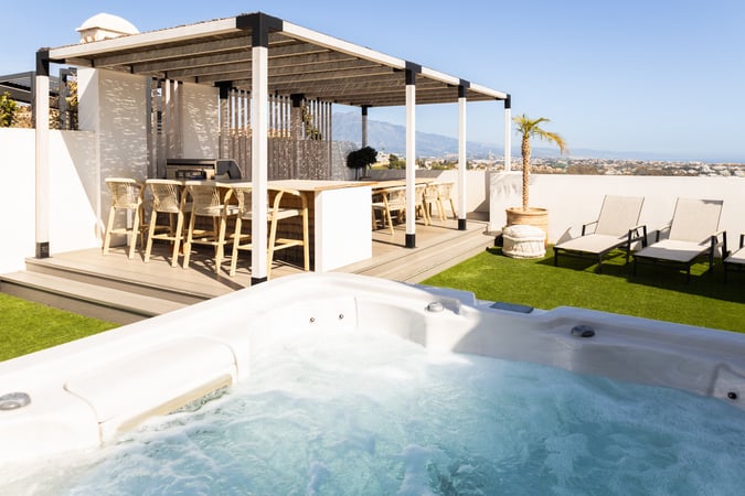 Penthouse in El Paraiso - view 1