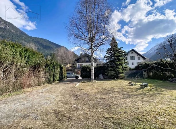 Land in Servoz - view 1