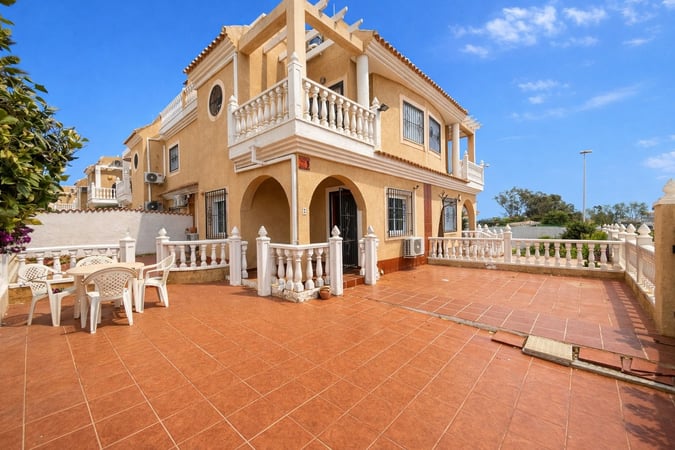 House in Cabo Roig - view 1