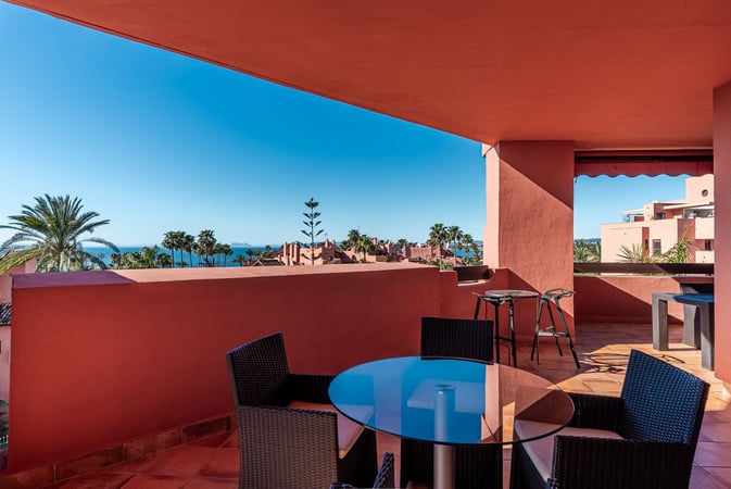 Apartment in Estepona - view 1