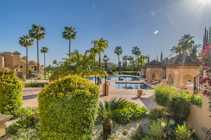 Apartment in La Atalaya - view 1