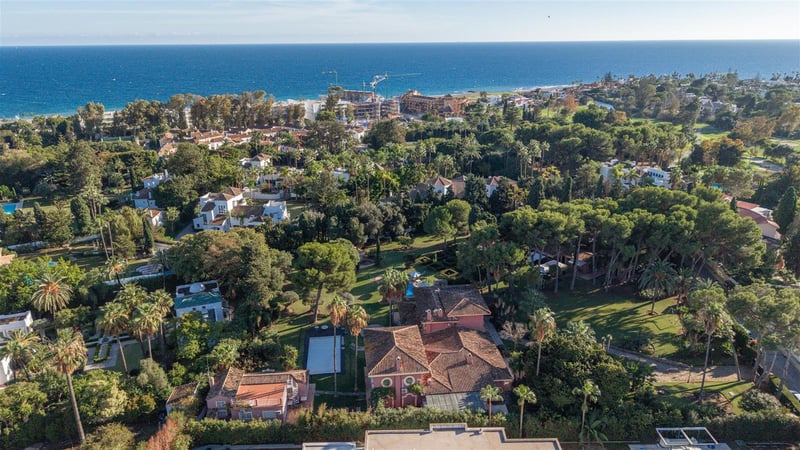 Land in Guadalmina - view 1