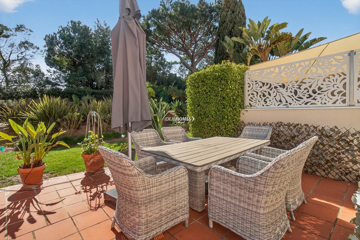 House in Quarteira - Image 2