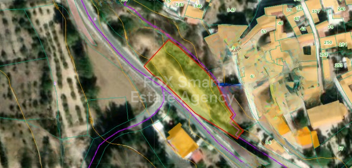 Land in Choirokoitia - view 1