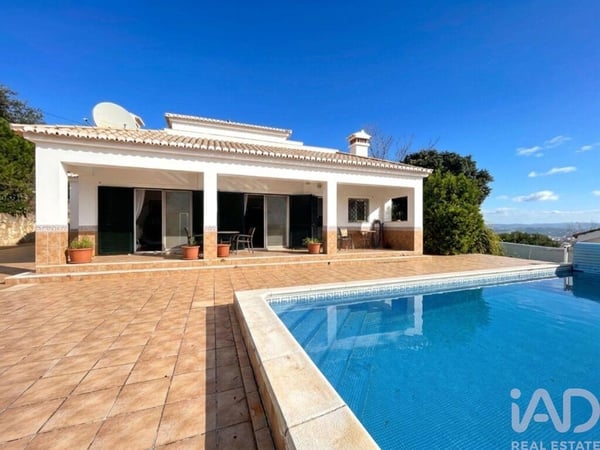 House in Sao Bras de Alportel - view 1