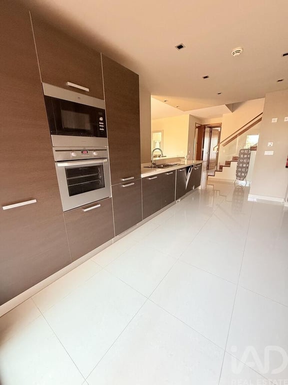 Apartment in Pera - Image 2