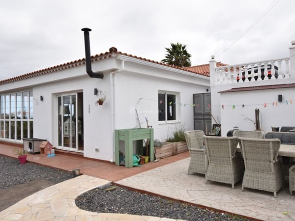 Apartment in Jama - view 1