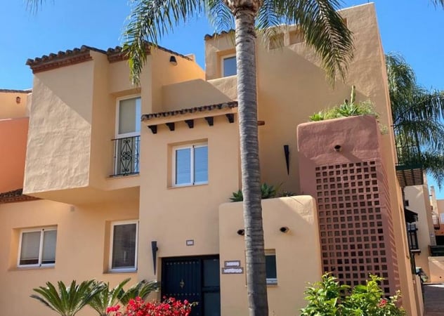 House in Nueva Andalucia - view 1