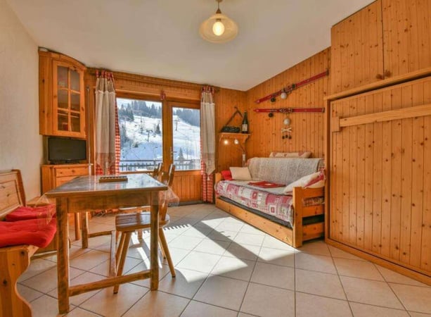 Apartment in Le Chinaillon - view 1