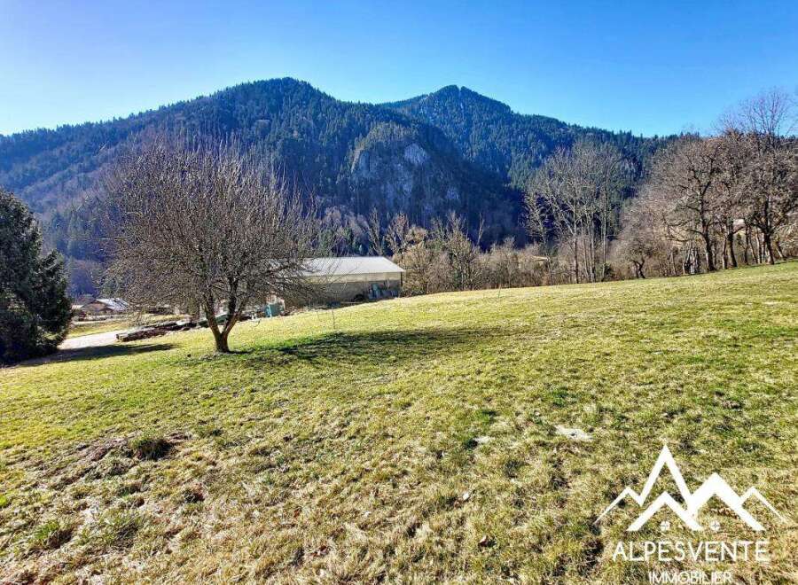 Land in Le Biot - Image 2