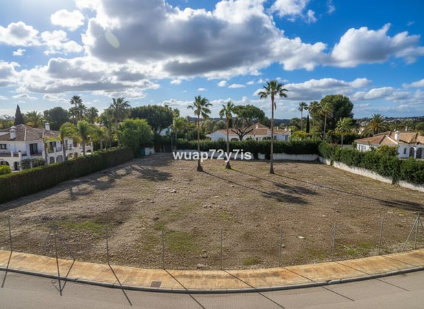 Land in Guadalmina - view 1