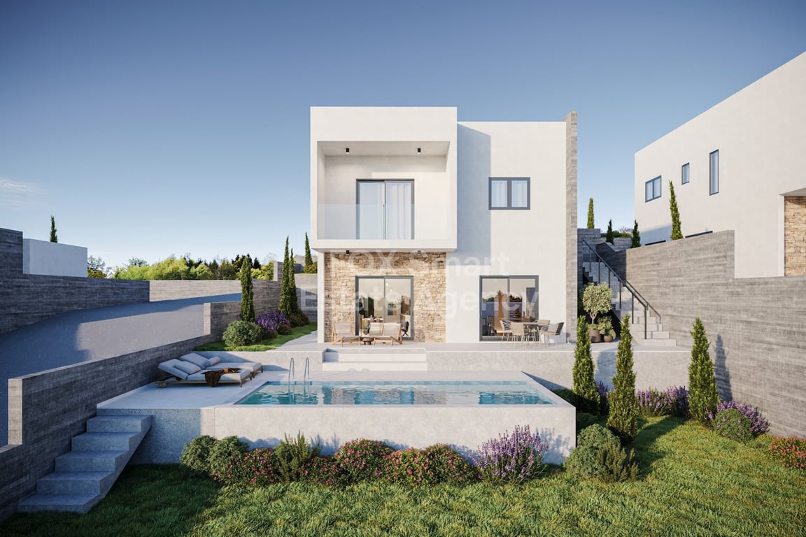 House in Pegeia - Image 2