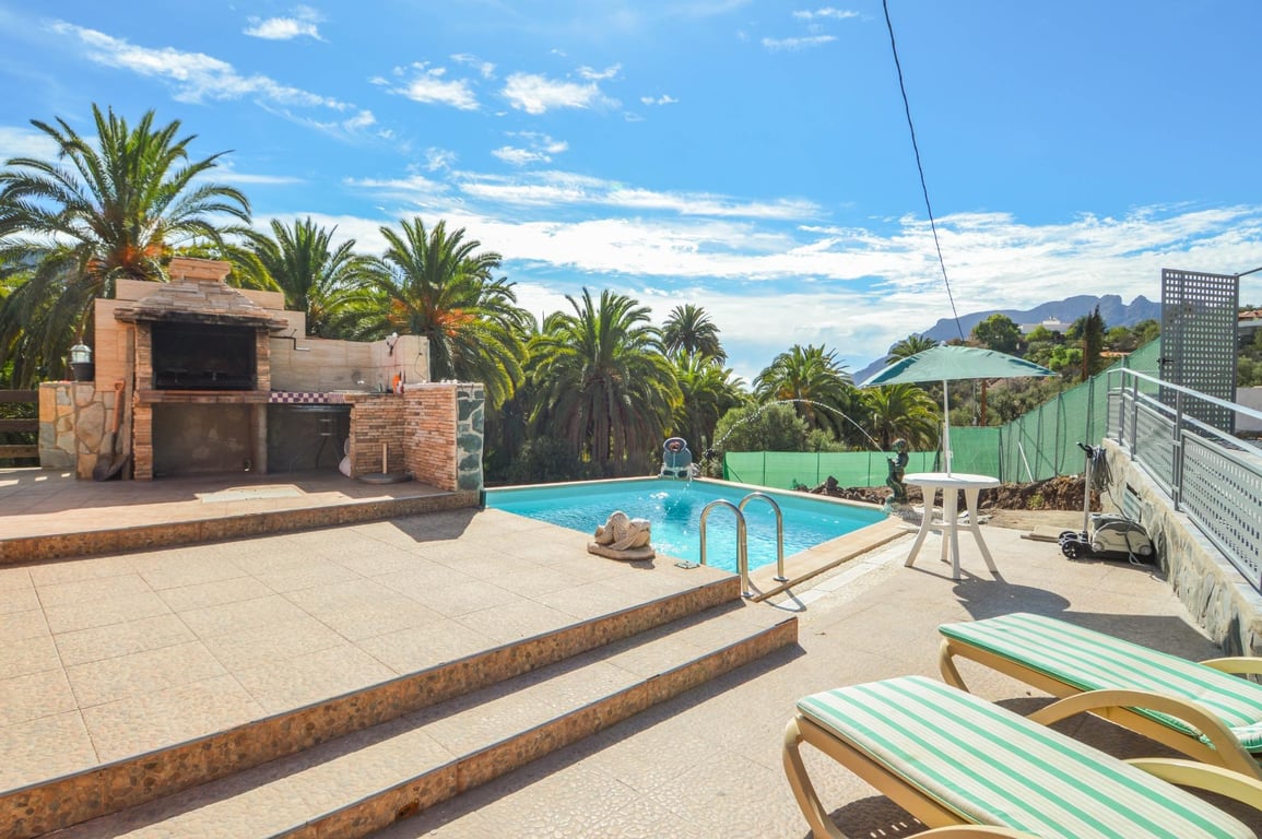 House in Santa Lucia - Image 2