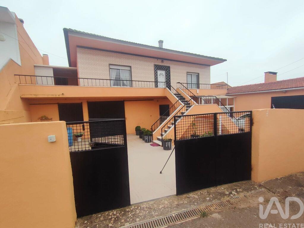 House in Figueiros - Image 2